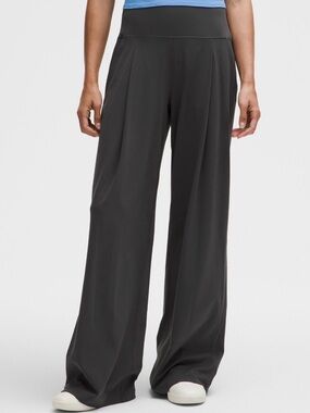Lululemon Wide Leg Black Women's Pants size 14